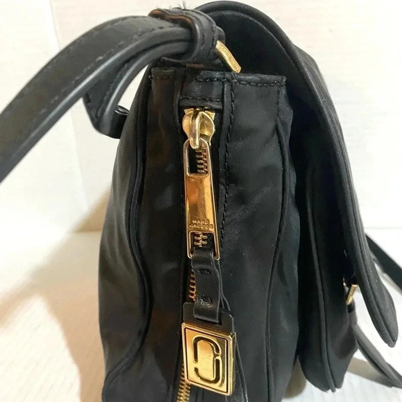 Marc Jacobs black nylon crossbody handbag - Picture 7 of 12